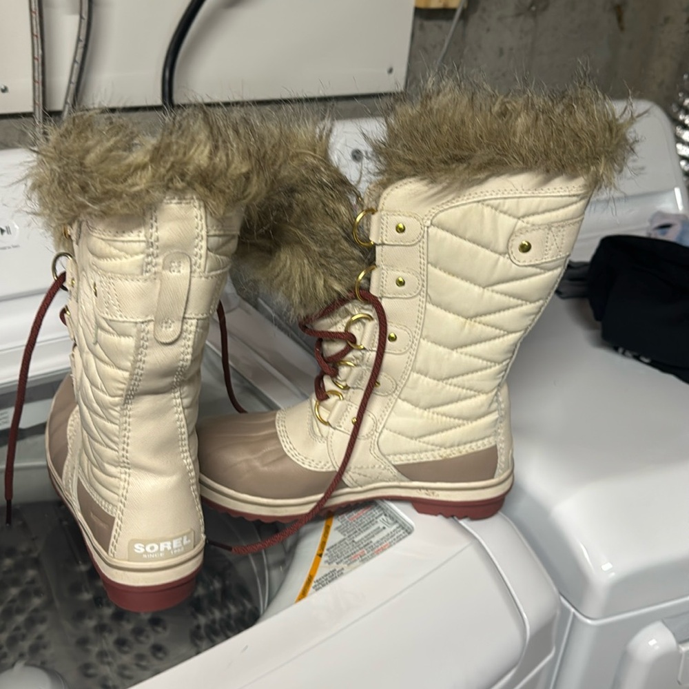 Sorel winter boots